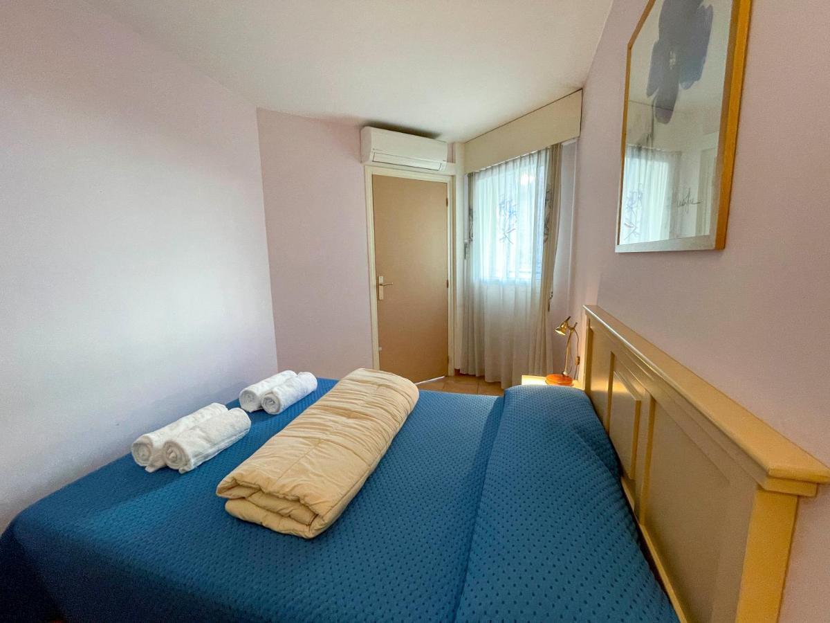 Blu Home 3 Pers Centrale Ac Wifi Menton Bagian luar foto