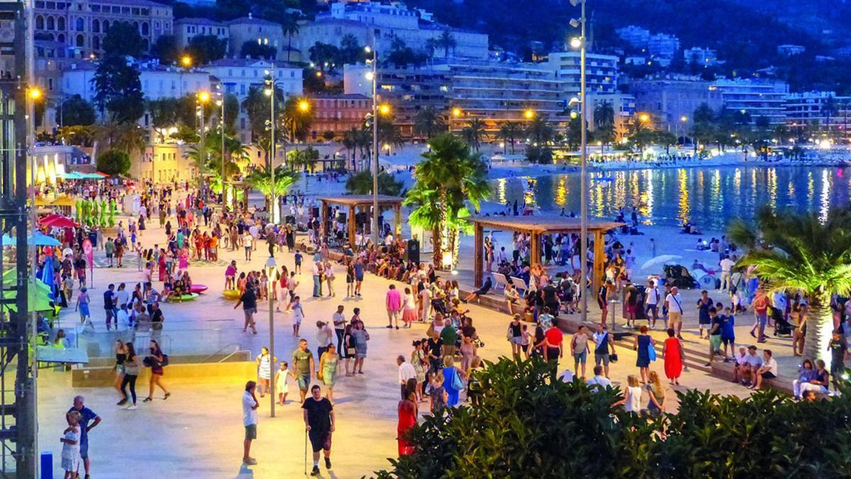 Blu Home 3 Pers Centrale Ac Wifi Menton Bagian luar foto
